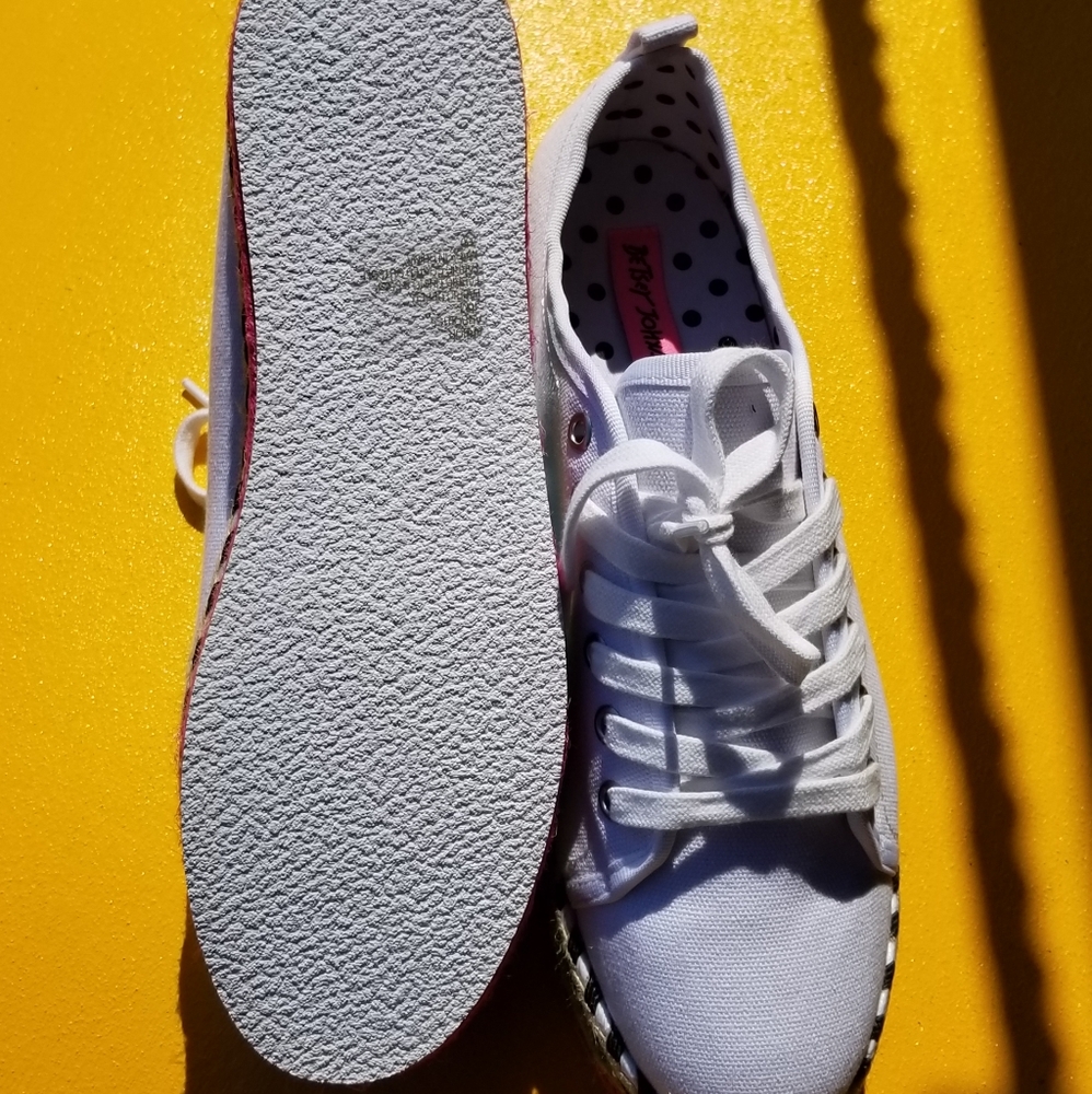 Betsey Johnson Fashion Platform Sneakers - Picture 3 of 11